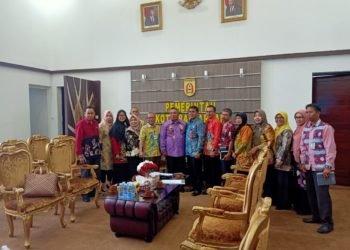 Inspektorat Sambangi Walikota Banjarbaru, Nadjmi Adhani: Aplikasi Ini Harus Segera Dibuat