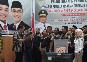 Darmawan Jaya Lantik DPD Pekat IB Kota Banjarbaru