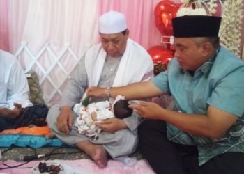 Merakyat, Nadjmi Adhani Hadiri Acara Aqiqah Warga Gotong Royong