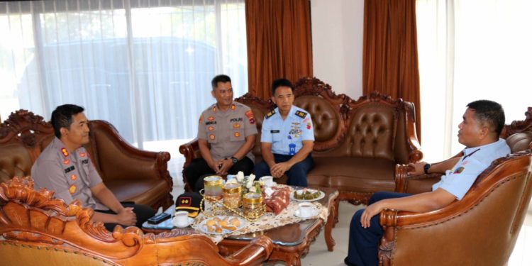 Danlanud Sjamsudin Noor Terima Kunjungan Kapolres Banjarbaru dan Kapolsek Banjarbaru Barat