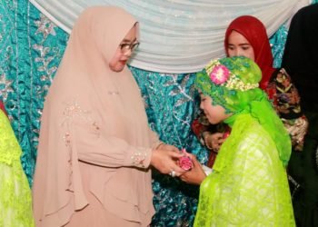 Ketua TP-PKK Kabupaten Banjar, Agar Ortu Awasi Anak-Anak dari Bahaya Negatif  Media Sosial