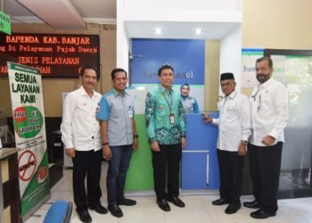 Bupati Resmikan Kantor Kas Bank Kalsel Di Lingkup Pemerintah Kabupaten Banjar