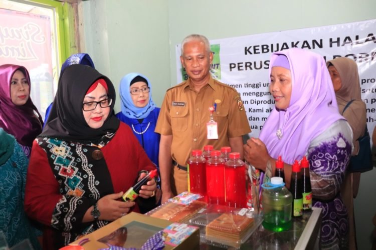 Sirup dan Kecap Limau Kuit Olahan Pelaku UMKM Di Banjarbaru, Diluncurkan