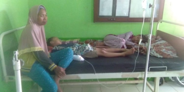 Keracunan Massal, Petugas Puskesma Sempat Kewalahan Karena Banyaknya Korban