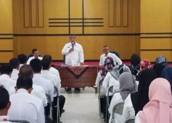 Marak DBD dan Hepatitis, Nadjmi Adhani Ajak Warga Gelar Aksi Bersih Sekolah
