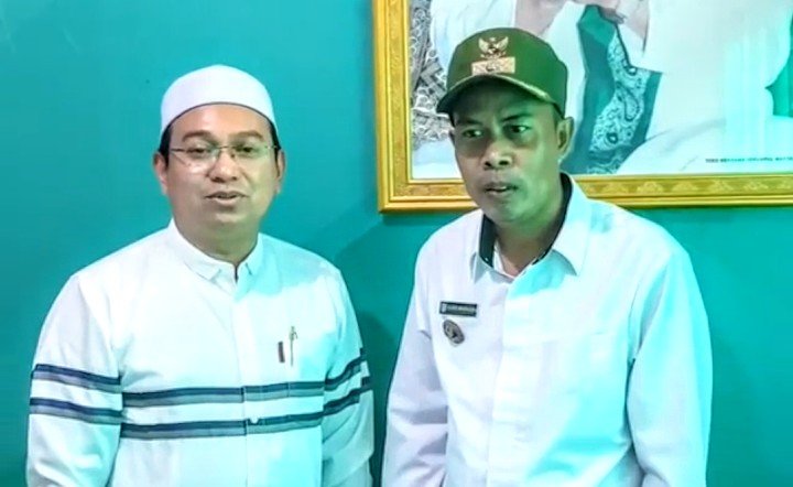 Demi Kebersihan Haul Guru Sekumpul, 400 Santri Putra Al Mursyidul Amin Ikut Berpartisipasi