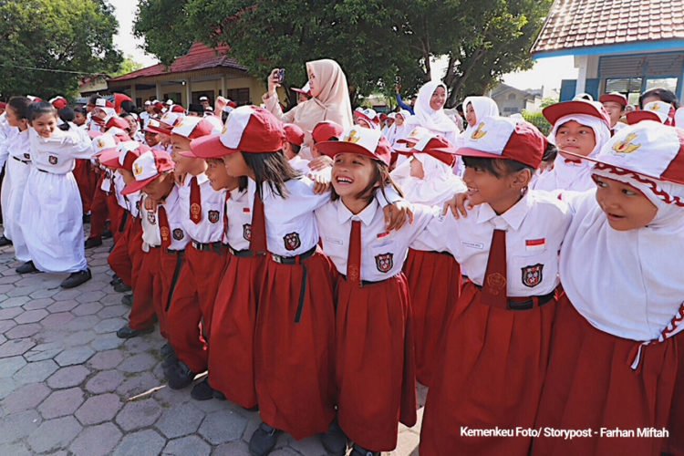 Menkeu Ubah Sistem Penyaluran Dana BOS, Ini Tanggapan Guru SMP 4 Martapura