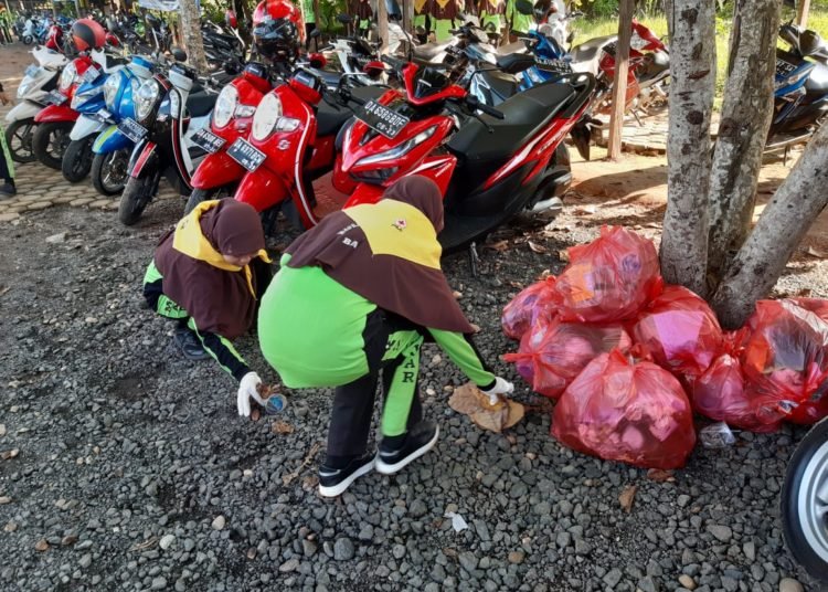 UPT Puskesmas Astambul Bersama PMI Kabupaten Banjar Lakukan Pencegahan DBD Di MAN 2 Banjar