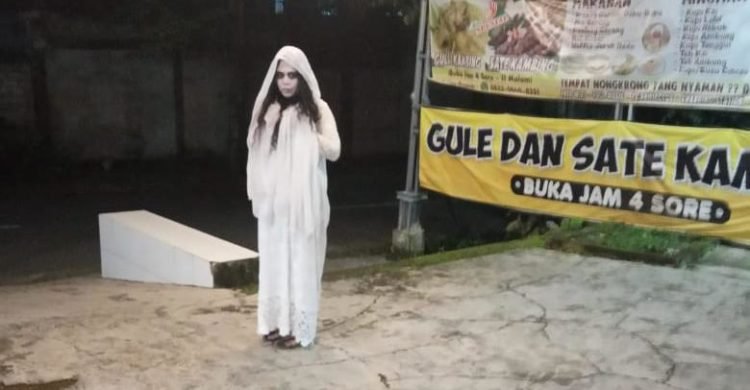 Ada-ada Saja, ‘Kuntilanak’ Ini Diamankan Polisi Berkat SIHARAT+2.0