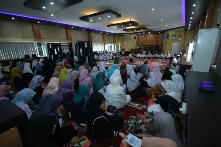 Pembacaan Burdah Sebagai Penolak Bala Tradisi Banjar, Pemerintah Lakukan Agar Terhindar Dari Covid-19