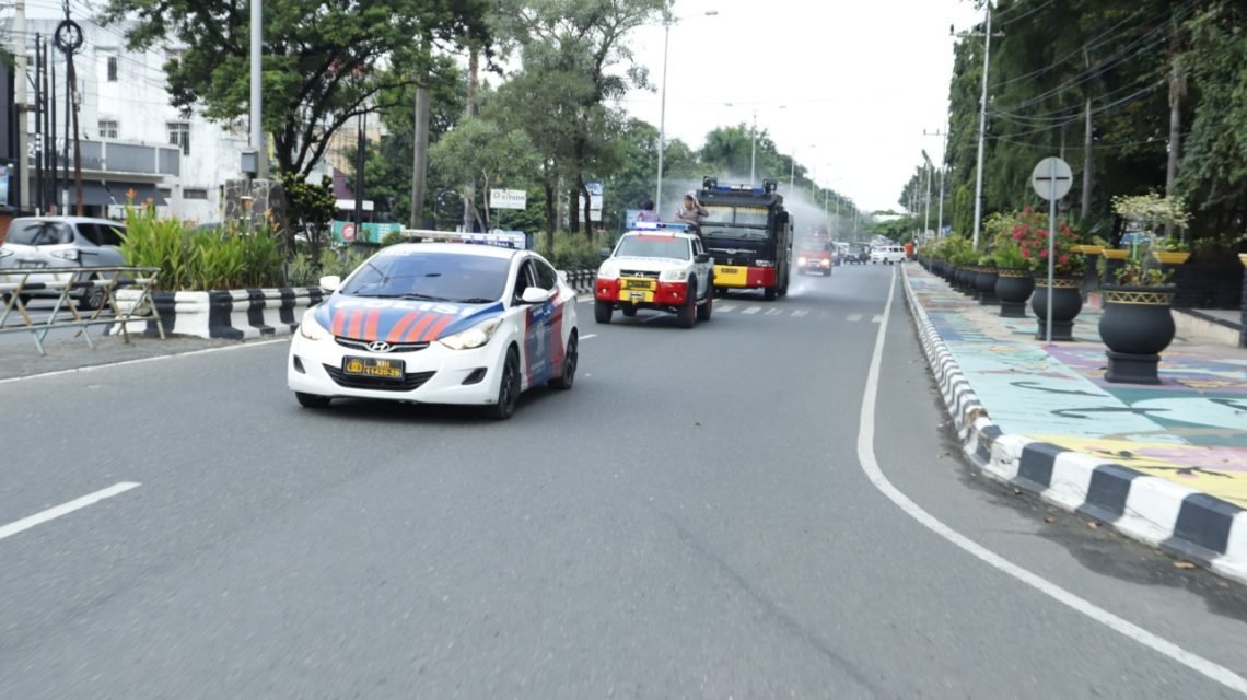 Disinfektan Kembali di Semprotkan di Wilayah Kota Banjarbaru 2 IMG 20200331 WA0020