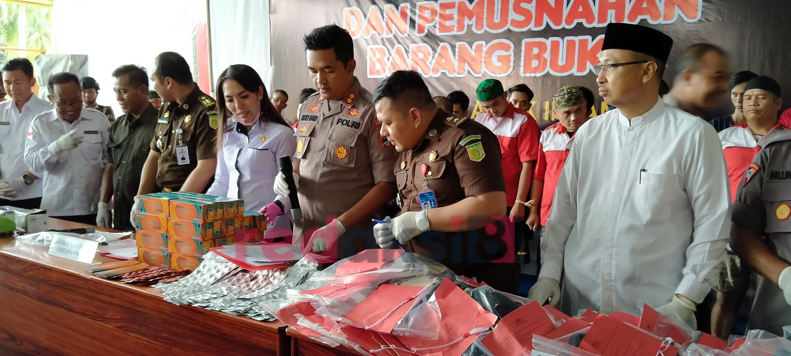 Polres Banjarbaru Musnahkan Sabu Hasil Operasi Antik Intan 2020