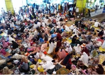 Gallery Photo : Potret Haul Guru Sekumpul 2020 di Lingkungan Qmall Banjarbaru