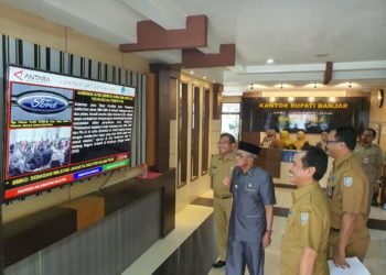 Tiga Display Informasi Terpasang di Area Publik Kabupaten Banjar