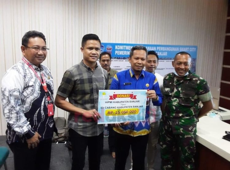 HIPMI Kabupaten Banjar Berikan Donasi Untuk Pencegahan Corona