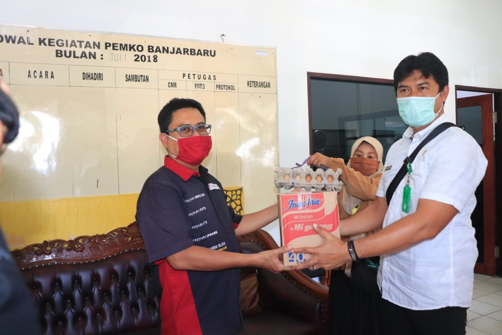 Walikota Banjarbaru Peduli Jurnalis, Rini : Terima Kasih Walikota Banjarbaru 4 IMG 20200422 WA0012