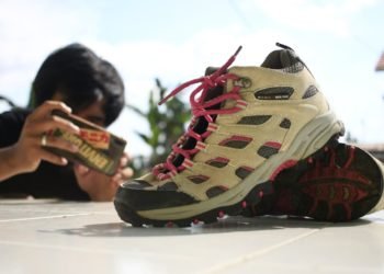 Ditengah PSBB, Gelar Lelang Amal Sepatu Bekas jadi Beras
