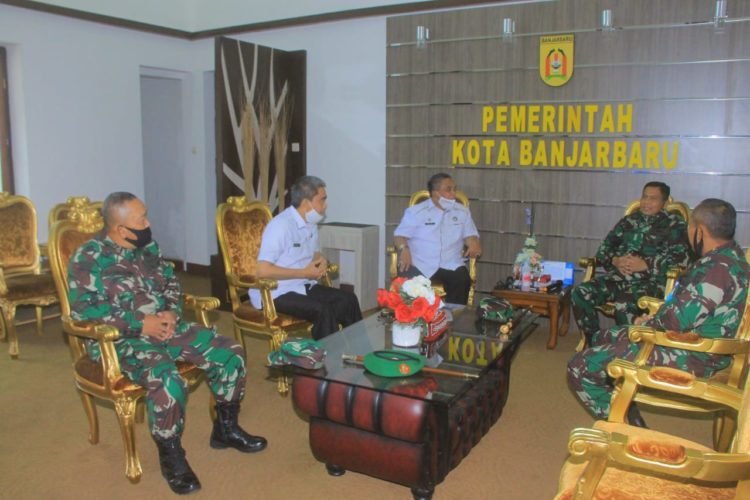 Tingkatkan Sinergis, Danrim 101 Antasari Kunjungi Walikota Banjarbaru