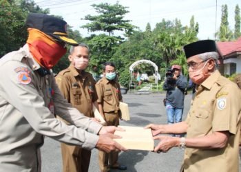 Pemkab Banjar Berikan Insentif Kepada Tenaga Medis