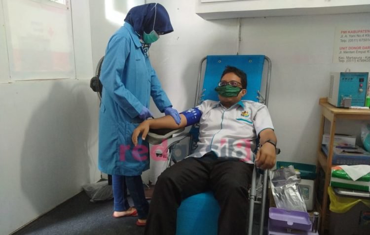 Stok Darah Menipis, Dispora Dan KNPI Kabupaten Banjar Lakukan Donor Darah