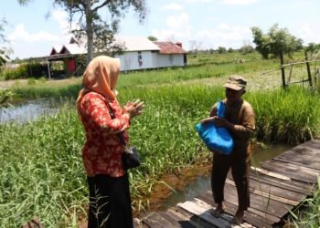 DWP Banjar Serahkan BantuanTerhadap Masyrakat Terdampak Covid-19
