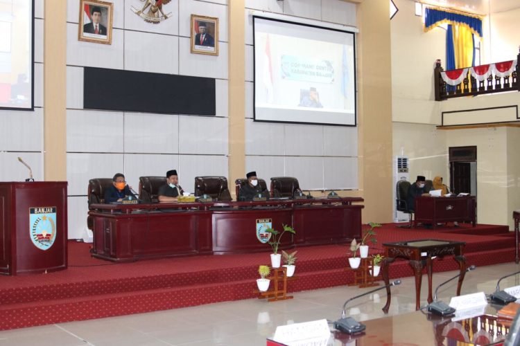 Rapat Paripurna Penyampaian LKPJ Tahun 2019 Bupati Banjar