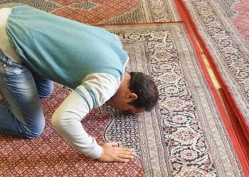Ingin Salat Tarawih Nyaman, Berikut Tipsnya