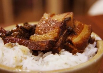 Ditengah Pandemi Covid-19 Jangan Konsumsi Makanan Ini Dulu Saat Berbuka