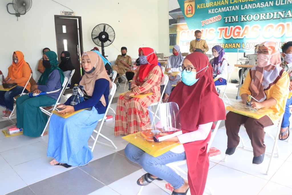 Warga Kelurahan Landasan Ulin Timur Kota Banjarbaru Tetap Produktif Ditengah Pandemi 5 IMG 20200615 WA0012 1
