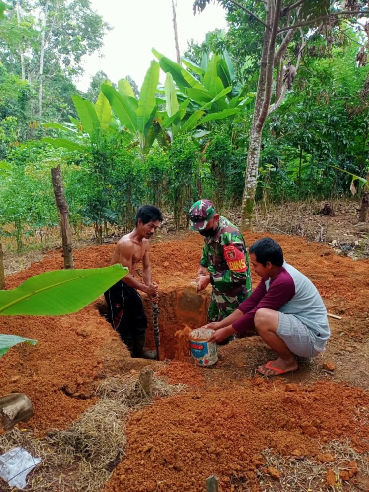 Tidak Hanya Fasilitas Umum Yang Dikerjakan Saat TMMD, Juga Untuk Sanitasi
