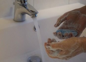 Kenapa Cuci Tangan Pakai Sabun? Berikut Penjelasan Secara Ilmiah