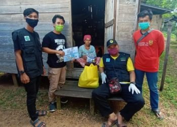 Garis Relawan Bersama HSE dan Banjarbaru Rescue 698 Salurkan Bantuan