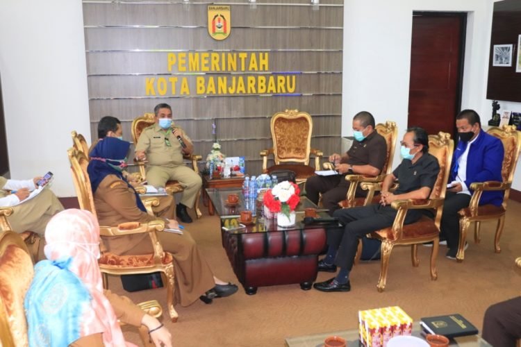 Walikota Banjarbaru : Nakes Covid19 di Banjarbaru Perlu Perhatian Lebih