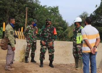 Dandim 1006 Martapura Kembali Lakukan Pengecekkan Pelaksanaan TMMD Di Minggu Terakhir