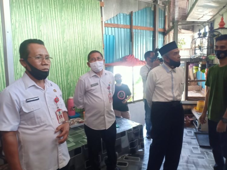 Peternak Lovebird Berpenghasilan 20 Juta Perbulan Di Kunjungi Bupati Banjar