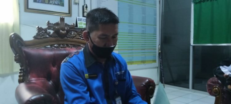 Pemasangan Portal Di Pertokoan Intan Martapura Ditunda