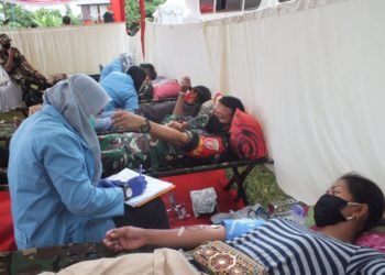 Gelar Donor Darah Dilokasi TMMD, Warga Antusias Mendonorkah Darah