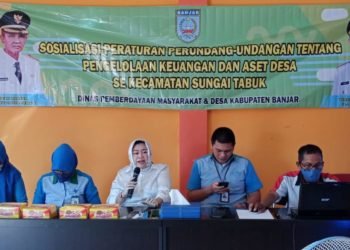Sekdes Di Kecamatan Sungai Tabuk Dilatih Pengelolaan Keuangan