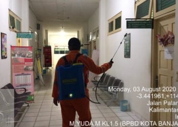 Gallery Photo : Proses Sterilisasi Lingkungan Perkantoran Pemko Banjarbaru