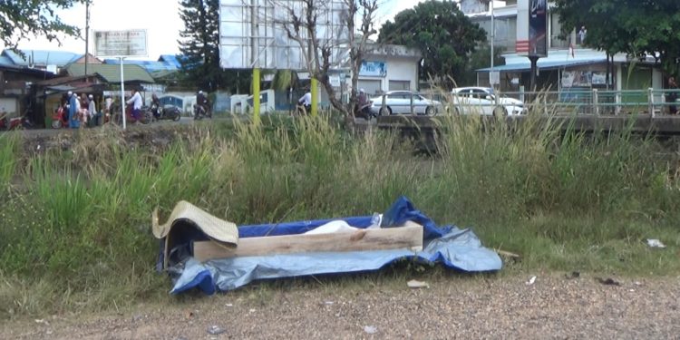 Peti Mati Yang Ditinggal Di Sekumpul Gegerkan Warga