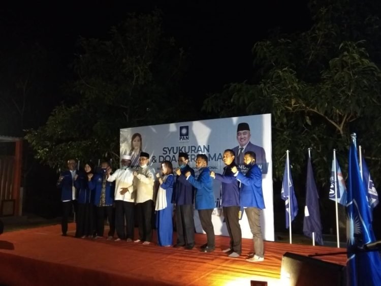 Martinus – Jaya Komitmen Lanjutkan Visi Misi Almarhum Nadjmi Adhani, Emi Larasi : Ayo Kita Satukan Kekuatan