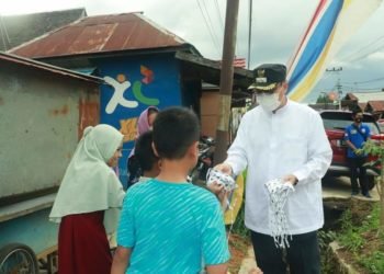 Bantuan Dana dan Masker untuk Korban Kebakaran di Cempaka
