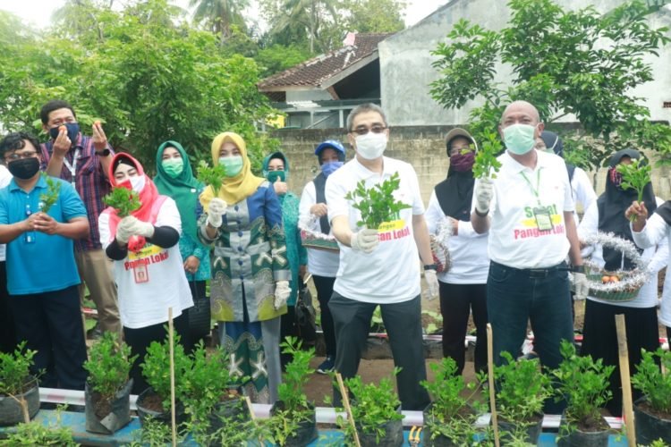 Panen Pekarangan Pangan Lestari Bersama Menteri Pertanian