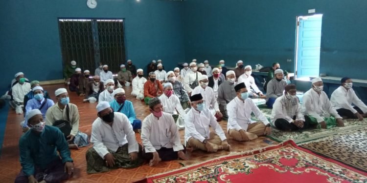 Haris-Ilham Akan Realisasikan Permintaan Para Guru Honorer Ponpes di Banjarmasin Jika Terpilih