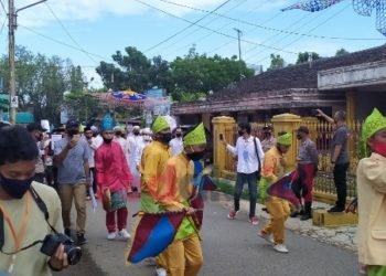 Di Hari Kedua, Pasangan Bersinar Daftarkan Diri Di KPU Banjar