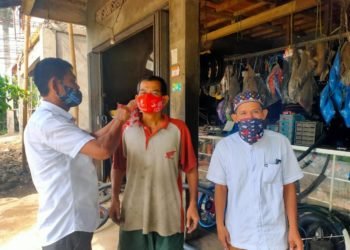 Program Setengah Miliar Masker, Desa Simpang Empat Sudah Bagikan Lakukan
