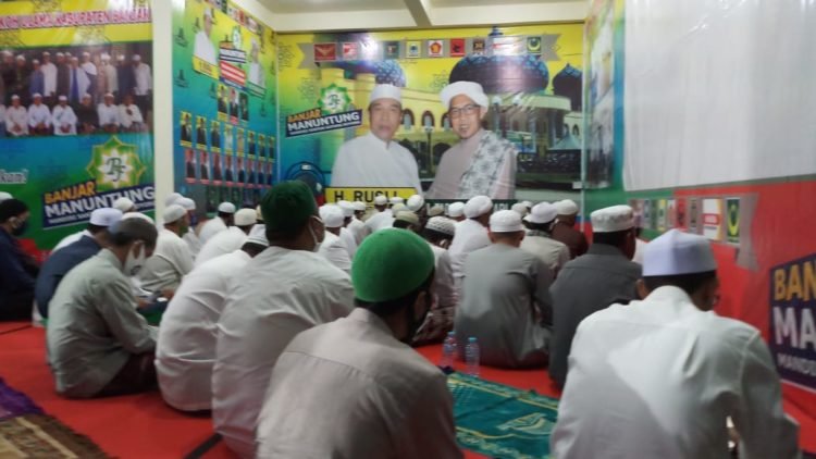Setelah Lolos Sebagai Peserta Pilkada, Pasangan RF Lakukan Sholat Hajat Dan Doa Selamat