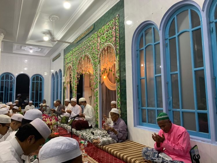 H Saidi Mansyur Hadiri Undangan Warga Desa Dalam Pagar Pada Acara Haul Guru Bangil