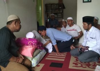 KH Baseran Ali Ahmad Berikan Petuah Kepada H Saidi Mansyur