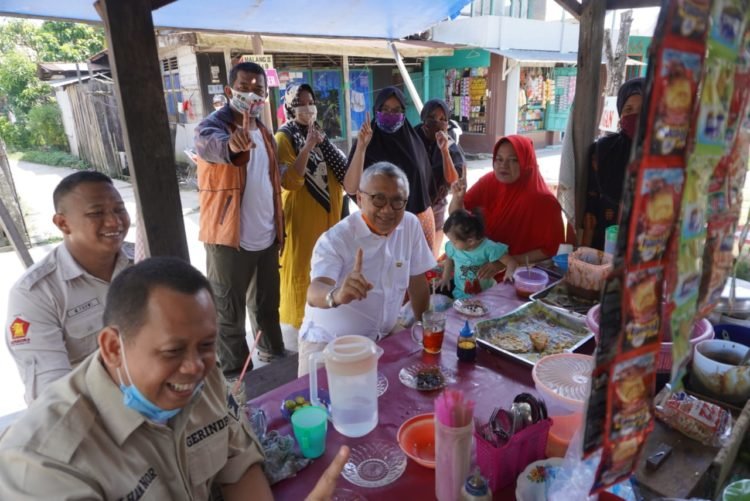 Mewarung Sekaligus Kunjungi Kader Gerindra, Warga Murung Raya Satukan Suara Untuk Haris-Ilham